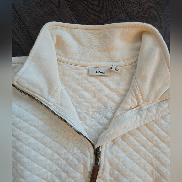 LL Bean Women's Cream Quilted Sweatshirt XL - Picture 3 of 7